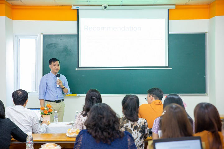 Giảng viên Khoa Tiếng Anh tìm hiểu phương pháp 13Win nhà cái Truy cập link hiệu quả qua Hội thảo 