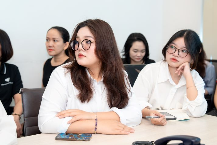 Trải nghiệm tại SSI và Manpower, Tải app 13Win Khoa Tiếng Anh mở rộng tầm nhìn trong lĩnh vực Tài chính - Nhân sự 66