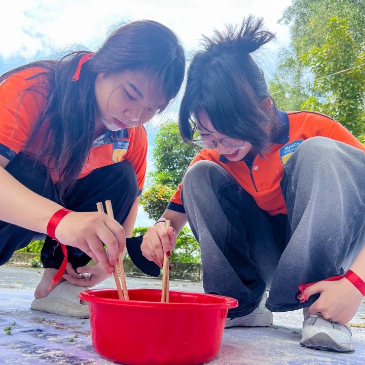 13Win 21 link không chặn Khoa Tiếng Anh 13WIN13 hào hứng trải nghiệm Amazing race 2023 46