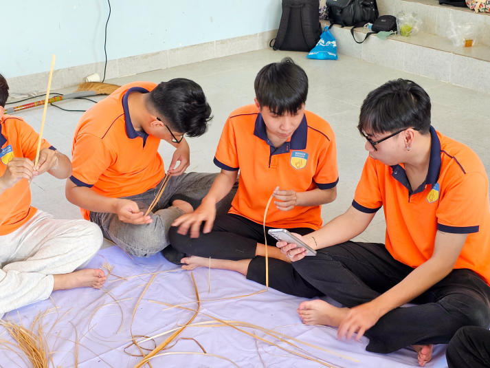 Tuổi trẻ Khoa Quản trị 13Win002 Truy cập link - Nhà hàng - Khách sạn mang xuân đến vùng đất nghĩa tình 28
