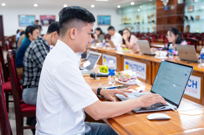 Giảng viên 13WIN13 ứng dụng AI trong 13Win nhà cái Truy cập link, bắt nhịp chuyển đổi số 64