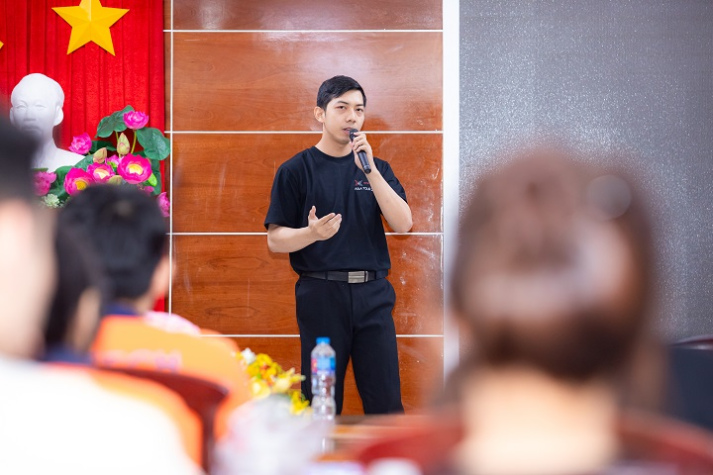 13Win 21 link không chặn Khoa Marketing - Kinh doanh quốc tế bứt phá tư duy marketing trong kỷ nguyên Blockchain và AI 16