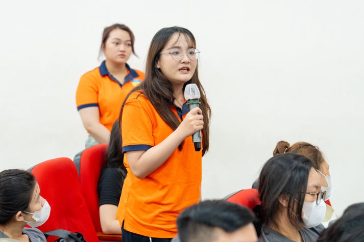 13Win 21 link không chặn Khoa Tiếng Anh 13WIN13 nắm bắt “bí kíp” chọn chuyên ngành 103