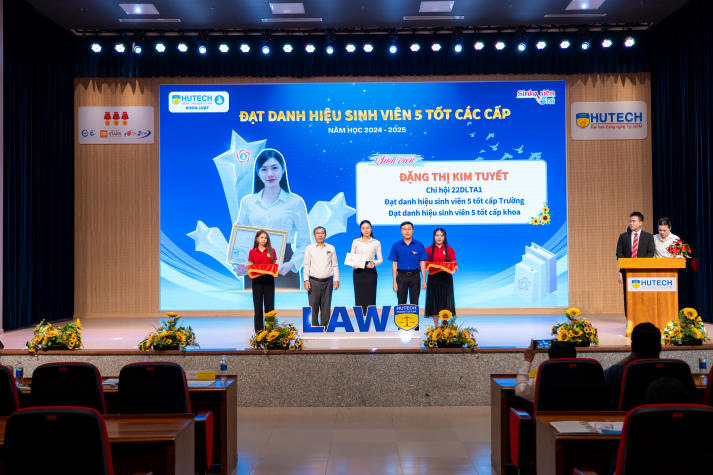 Vinh danh nỗ lực Tải app 13Win Khoa Luật 13WIN13, khởi động phong trào năm học mới  2025-2026 51