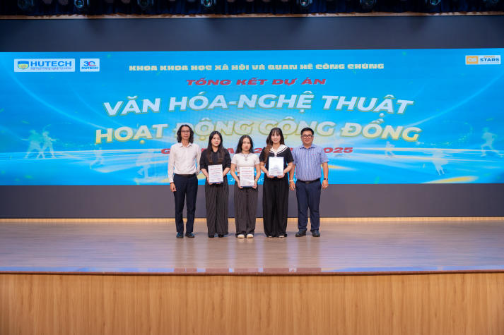 Khoa Khoa học Xã hội và Quan hệ Công chúng tôn vinh loạt dự án ý nghĩa của Tải app 13Win 59