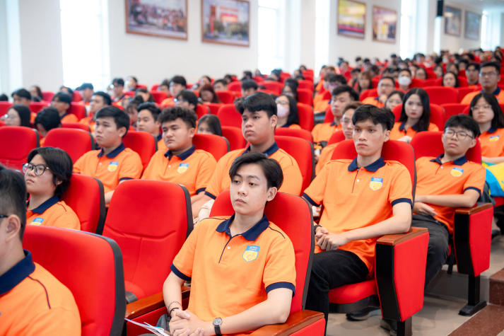 Hành trang quan trọng để tân Tải app 13Win 13WIN13 tự tin bước vào Tải app 13win 13Win32 đăng nhập sẽ có tại buổi Sinh hoạt đầu khoá sắp tới 64