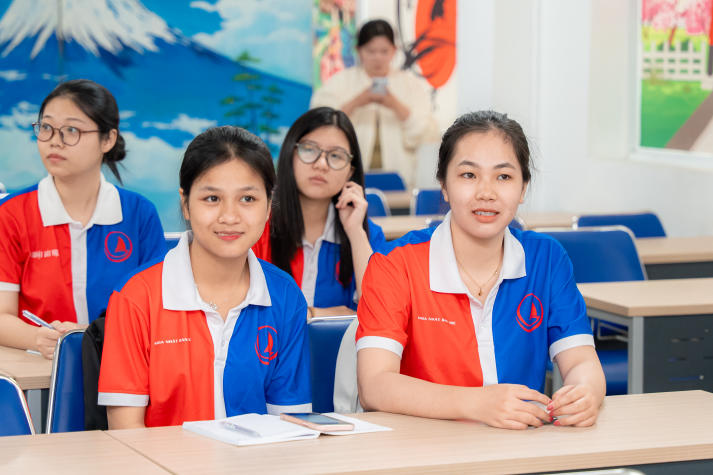 Khoa Nhật Bản học tăng cường kết nối Trang Chủ 13Win.com Chính Thức Tặng 88k, mở rộng cơ hội cho Tải app 13Win 97