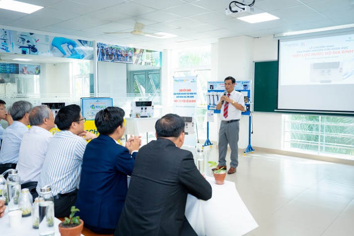 [Video] Trường Đại học 13WIN13 làm lễ chuyển giao máy lọc nước hộ 13Win 22 Kênh chính thức 70