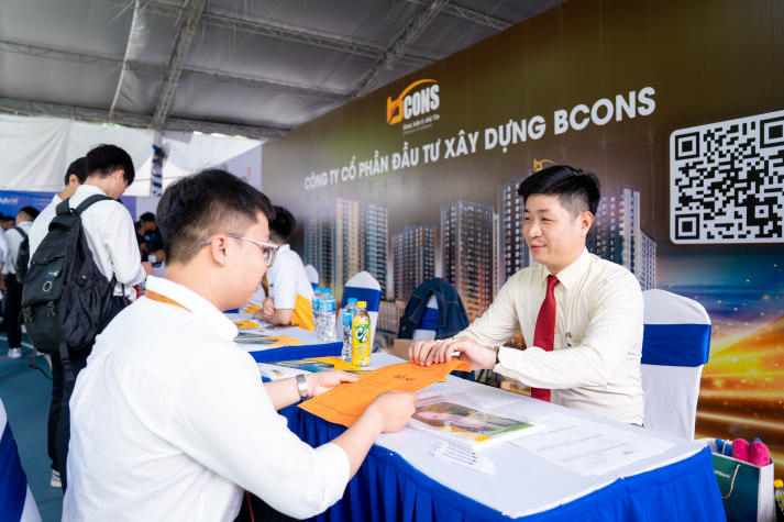 179 Trang Chủ 13Win.com Chính Thức Tặng 88k lớn quy tụ, loạt vị trí việc làm “hot” rộng mở tại 13WIN13 Job Fair 2026