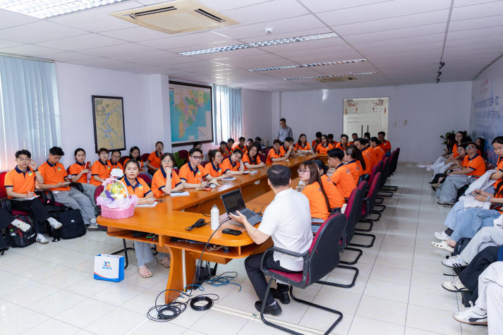 13Win 21 link không chặn Marketing - Kinh doanh quốc tế tìm hiểu “hậu trường” vận hành tại Cảng Container Quốc tế SP-ITC 10