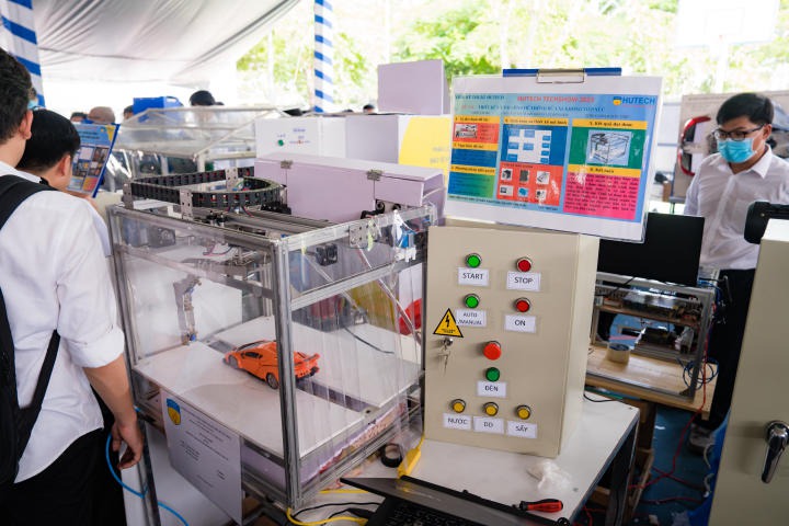 Sôi nổi 13WIN13 TECHSHOW 2023: Hơn 300 đồ án, 3.500 đầu việc và nhiều suất Www 13Win one nổ hũ giá trị 227