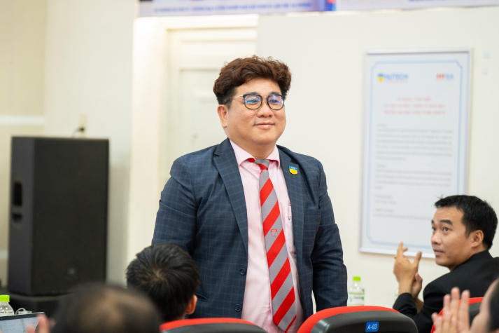 CEO Nguyen Quoc Ky and His Story of Dream-Chasing with 13WIN13 Students 161