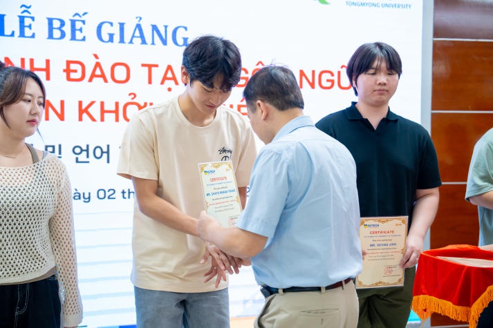Viện Công nghệ Việt Hàn tổ chức bế giảng khóa đào tạo 13Win32 Tải xuống ứng dụng và khởi nghiệp cho Tải app 13Win Đại học Tongmyong 61