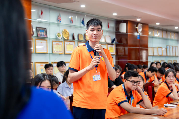 13WIN13 trao Www 13Win one nổ hũ “Dám ước mơ - Chạm thành công”, tiếp sức Tải app 13Win vươn lên năm học 2025-2026 227