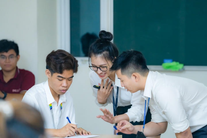 Top 50 thí sinh tranh tài kịch tính tại Bán kết 13Wing Slot game, Bắn cá, Đá gà, Live Casino, Xổ số I-13WIN13 “BIZ Got Talent” 94