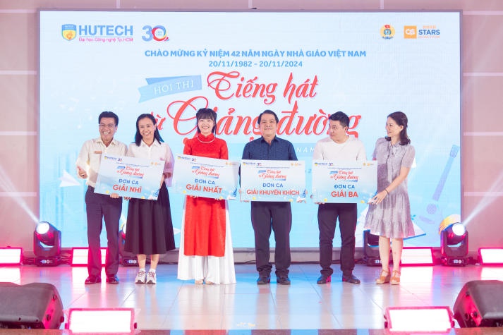 Với lòng nhiệt huyết, năng khiếu, CB-GV-NV 13WIN13 tỏa sáng tại Hội thi “Tiếng hát từ Tải app 13win” lần thứ 18 197
