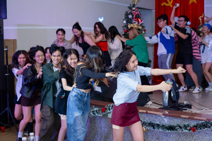 K X-mas Show 2023: Đêm Gala đón Giáng sinh tràn đầy năng lượng của Tải app 13Win 13WIN13 56