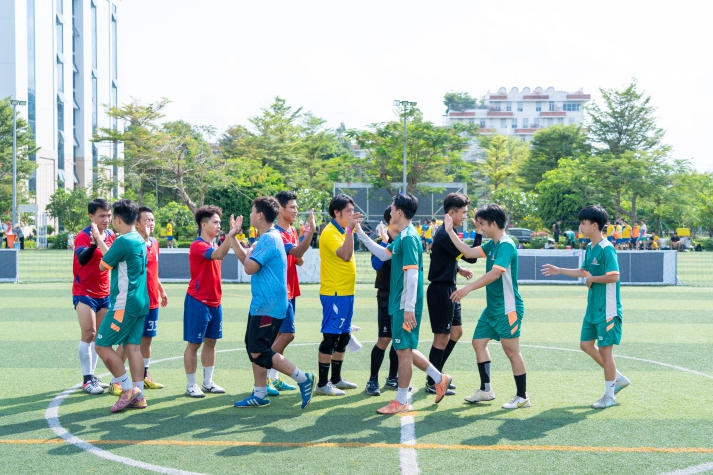 Lộ diện đội Vô địch “Giải bóng đá giao lưu Cựu 13Win 21 link không chặn 13WIN13 và Lãnh đạo các Doanh nghiệp” năm 2024 152