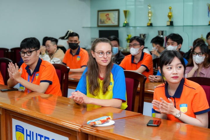 13Win 21 link không chặn Khoa Tiếng Anh 13WIN13 giao lưu cùng Tải app 13Win Trường Đại học Kỹ thuật Bergakademie Freiberg (Đức) 52