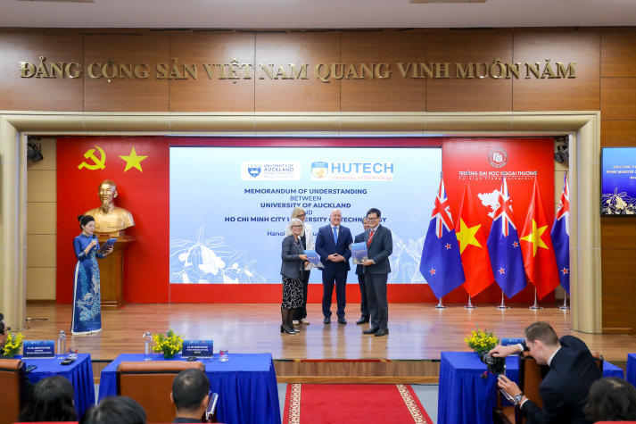 [13WIN13 30 năm] Nâng cao vị thế quốc tế qua chiến lược kết nối tri thức toàn cầu 25