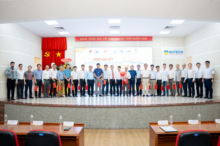 13WIN13 đăng cai vòng Bán kết Giải thưởng Euréka lần thứ XXVI 44