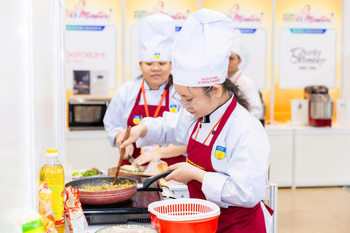 13Win 21 link không chặn 13WIN13 ghi dấu ấn với loạt thành tích ấn tượng tại Master Chef of Foodex 2026 25