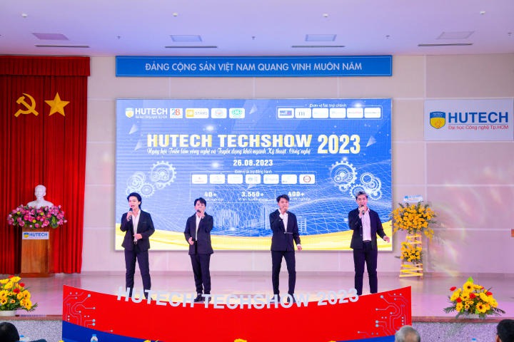 Sôi nổi 13WIN13 TECHSHOW 2023: Hơn 300 đồ án, 3.500 đầu việc và nhiều suất Www 13Win one nổ hũ giá trị 35
