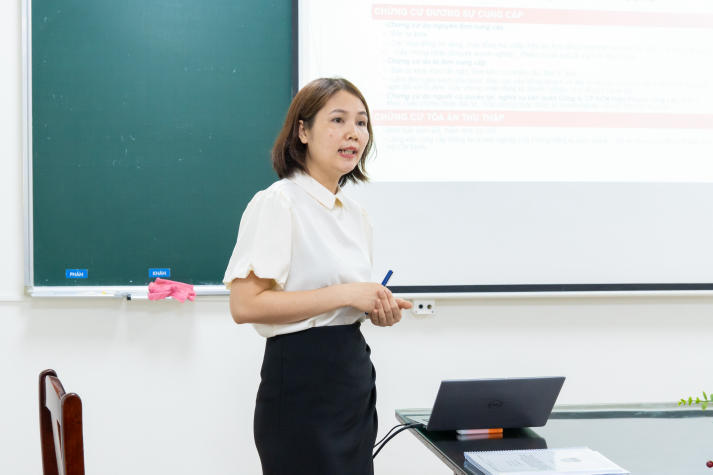 Buổi bảo vệ luận văn/đề án 13Win 22 miễn phí mỗi ngày ngành Luật kinh tế ghi nhận góc nhìn pháp lý đa chiều 17