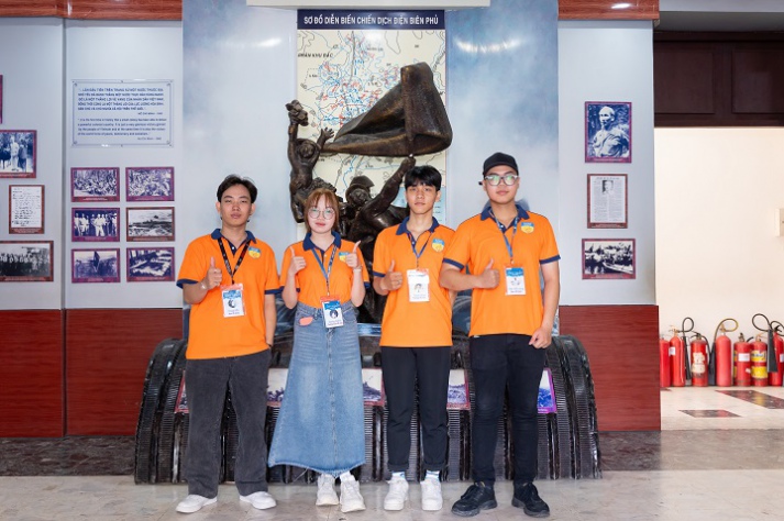 13Win 21 link không chặn 13 Win16 nhà cái World Cup 2026 tích lũy nhiều kiến thức lịch sử qua chuyến tham quan Bến Nhà Rồng và Dinh Độc Lập 23