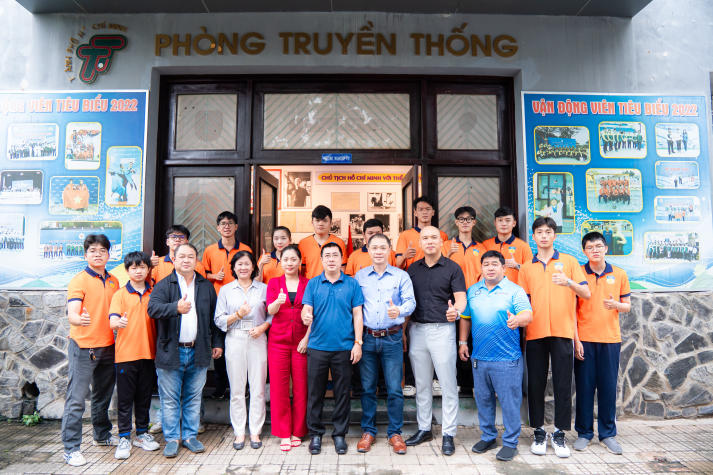 Tìm hiểu 13Win32 cá cược thể thao chuyên nghiệp tại Trung tâm Huấn luyện và Thi đấu TDTT TP.HCM cùng Tải app 13Win Quản lý thể dục thể thao 76