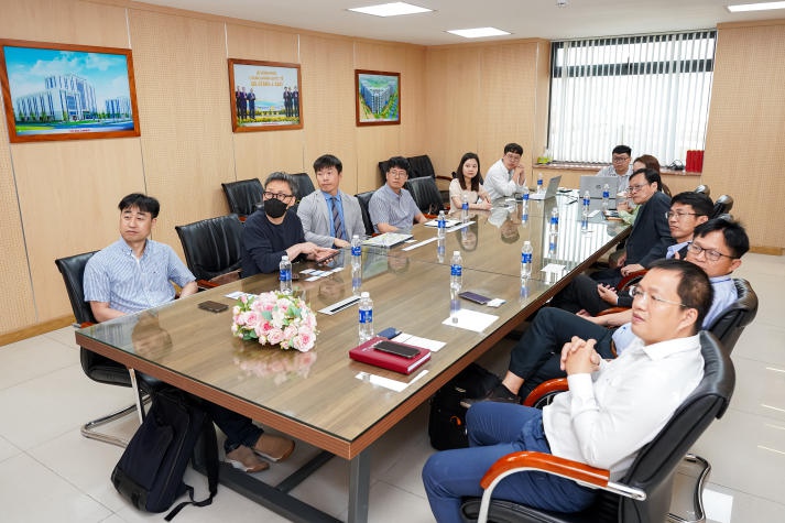 13WIN13 mở rộng định hướng học thuật cùng Viện Nghiên cứu và Thử nghiệm Hàn Quốc 74