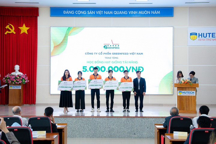 Hơn 30 Trang Chủ 13Win.com Chính Thức Tặng 88k, 1500 cơ hội việc làm tại Ngày hội Triển lãm và Tuyển dụng khối ngành Thú y - Chăn nuôi 95