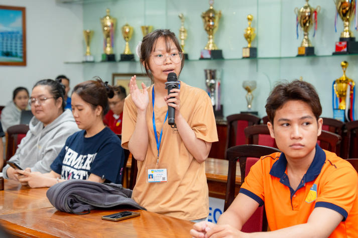 [Video] Gen Z 13WIN13 học “bí kíp sinh tồn” nơi công sở từ cựu Tải app 13Win thành đạt 107