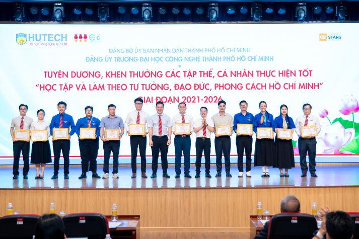 13WIN13 vinh danh 269 Thanh niên tiên tiến, lan tỏa tinh thần 13Win 21 kênh chính thức và làm theo gương Bác năm 2026 56