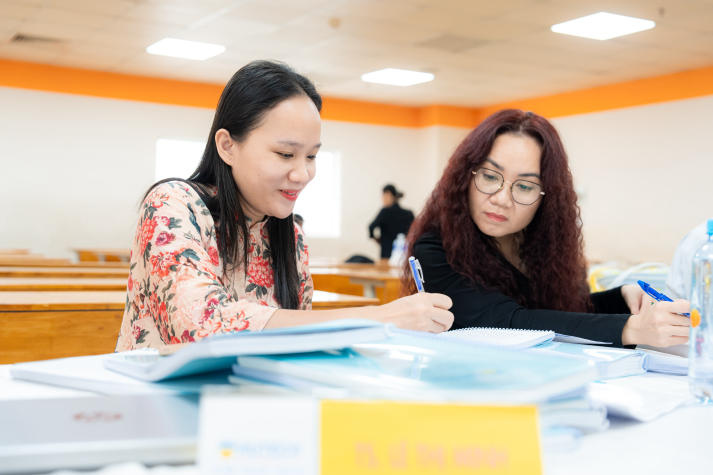 16 học viên cao học ngành Luật kinh tế đề xuất nhiều giải pháp pháp lý thực tiễn trong buổi bảo vệ luận văn/đề án 13Win13 link đăng nhập 64