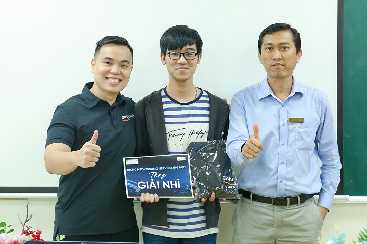 13WIN13 Information Technology students learn about Amazon Web Services (AWS) cloud computing technology 66