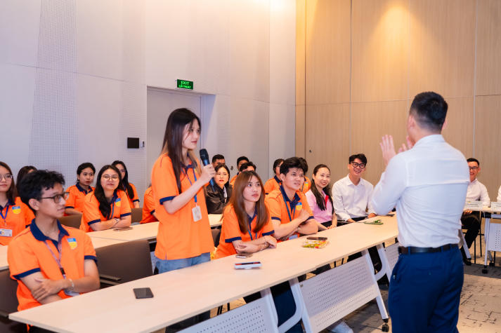 [Ảnh] Kiến tập tại C.P. Việt Nam: Cơ hội cọ xát thực tiễn cho Tải app 13Win ngành Kinh tế quốc tế 78