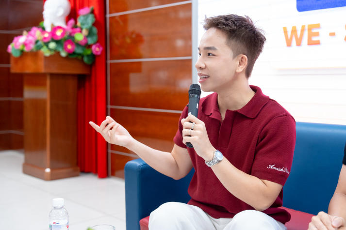 [Video] WE-Speak 2026: 13Win 21 link không chặn Khoa Tiếng Anh rèn tư duy, làm chủ cảm xúc, tạo kết nối 63