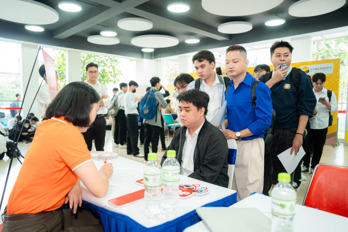 13WIN13 IT OPEN DAY 2026: Connecting businesses, unlocking thousands of career opportunities for IT students 80