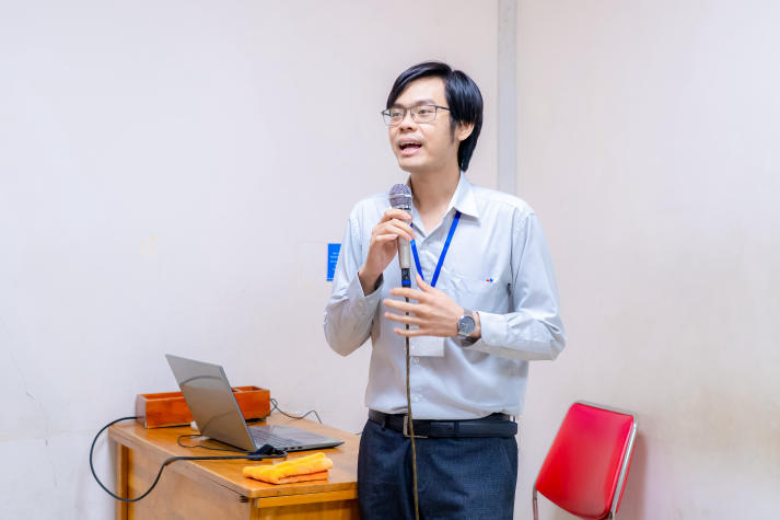 Giảng viên Khoa Tiếng Anh cập nhật xu hướng ứng dụng AI trong F13win nhà cái ngoại ngữ 49