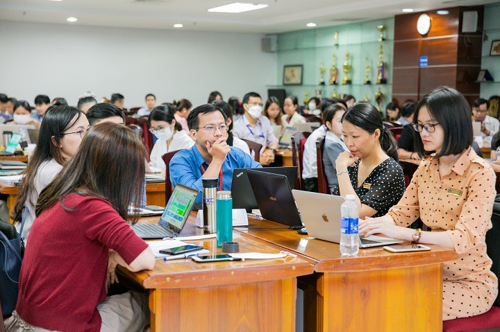 13WIN13 sẽ tổ chức tập huấn Kỹ năng về văn bản hành chính cho CB-GV-NV vào 22/4, nhận đăng ký đến 14/4 12