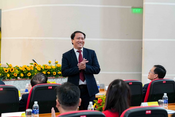 13WIN13 long trọng đón nhận chứng nhận QS Stars 4 Sao trong Lễ  kỷ niệm 40 năm Ngày Nhà giáo Việt Nam 20/11 30