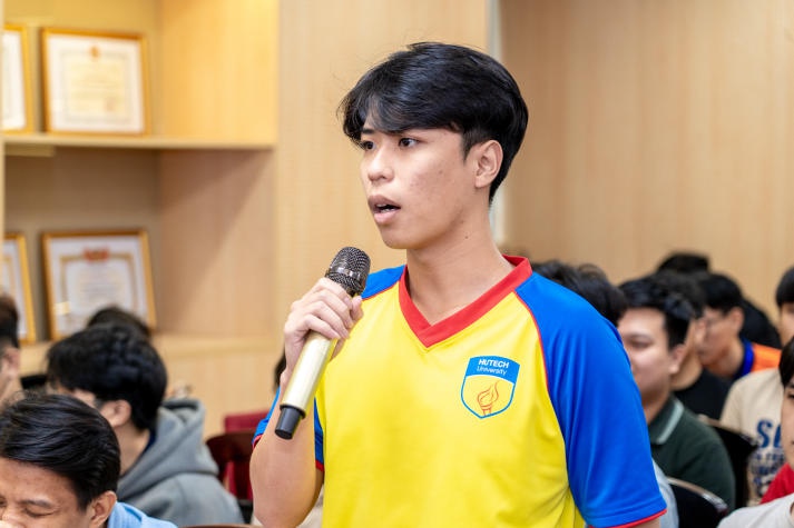 GIAO LƯU GẶP GỠ CỰU SINH VIÊN XÂY DỰNG 51
