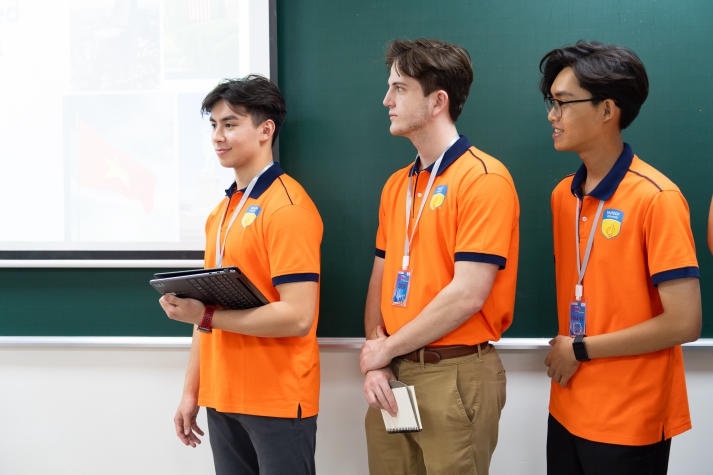 13Win 21 link không chặn 13WIN13 cùng Tải app 13Win Marquette University (Mỹ) tìm hiểu về các vấn đề kinh tế - chính trị - pháp luật Việt Nam 136