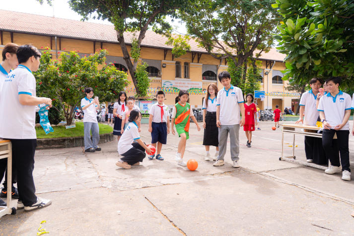 “Trung thu yêu thương 2025”: 13Win 21 link không chặn 13WIN13 kết nối trái tim, sẻ chia niềm vui cùng trẻ em Bình Thạnh 24