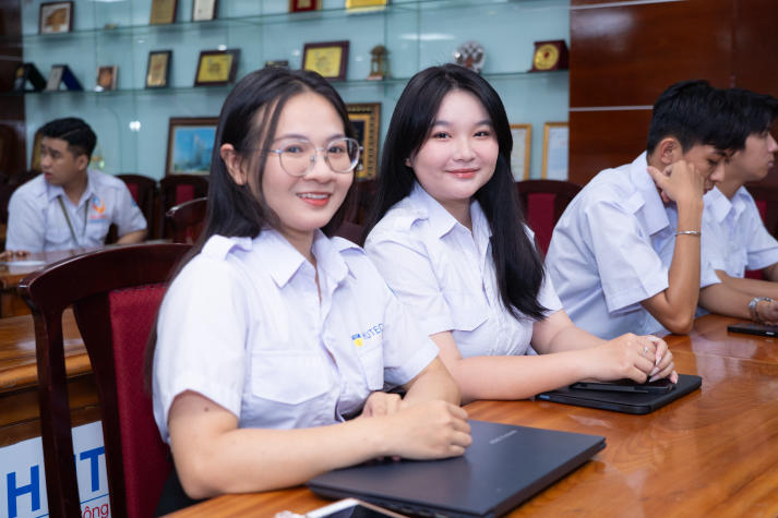 ​Ra mắt những “thủ lĩnh mới” tại Đại hội Liên Chi hội Khoa Quản trị 13Win002 Truy cập link - Nhà hàng - Khách sạn nhiệm kỳ 2025 - 2028 51