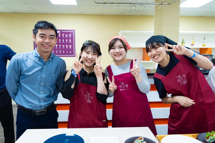 Various Exciting Cultural Exchange Activities Between Kagawa University (Japan) and 13WIN13 Students 65