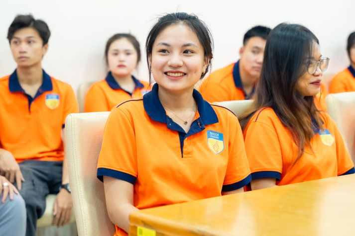 Trải nghiệm thực tế tại Nam A Bank, Tải app 13Win Khoa Luật mở rộng góc nhìn về ngân hàng số 52