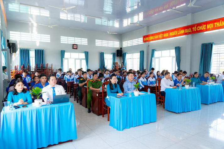 Chiến sĩ Mùa hè xanh 13WIN13 bắt tay thực hiện các công trình ý nghĩa tại Đồng Tháp và TP.HCM 19