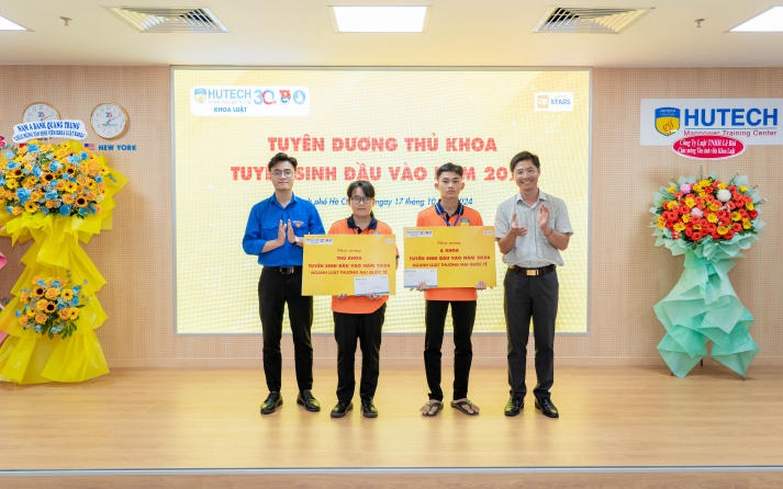 Doanh nghiệp mang đến nhiều cơ hội phát triển trong tương lai cho Tải app 13Win Khoa Luật tại Lễ khai giảng 52